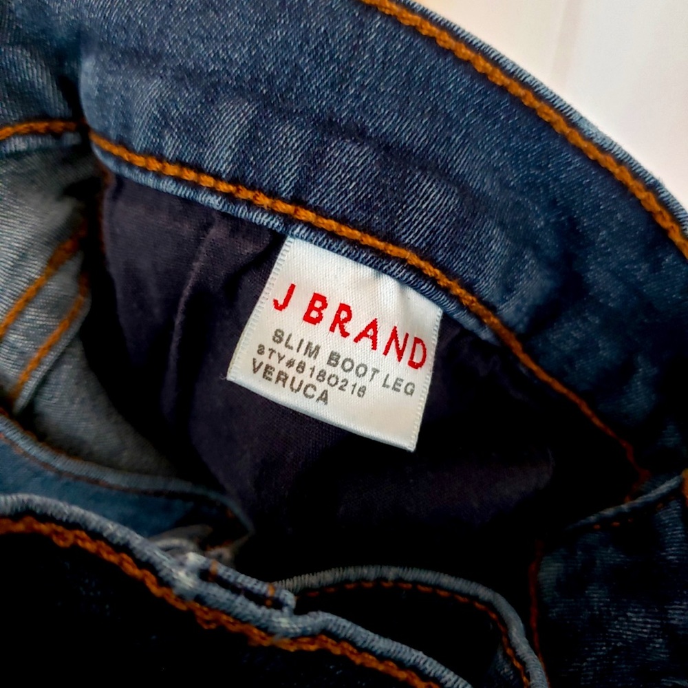 Never worn J Brand Boot Cut Size 24. Beautiful Pair of jeans Color Veruca
